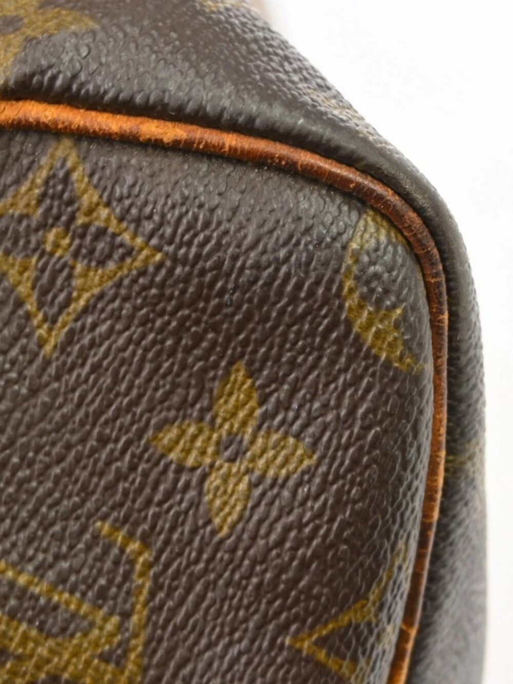LOUIS VUITTON MONOGRAM KEEPALL BANDOULIERE 60 BAG - Picture 6 of 16